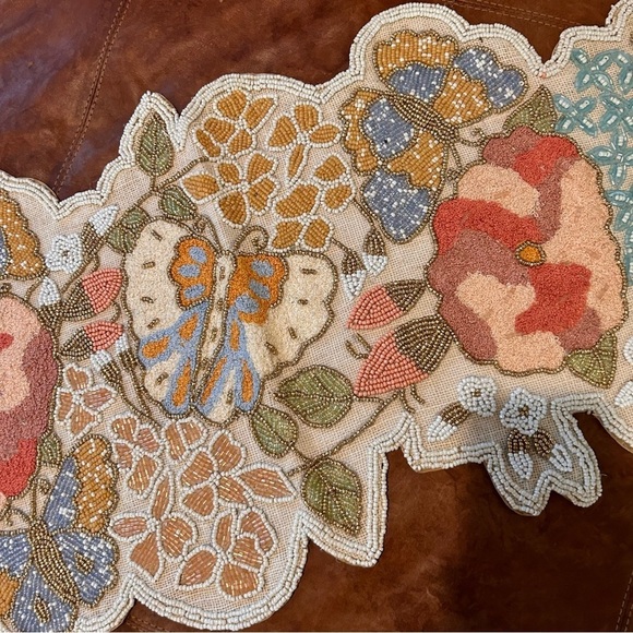 Beaded Table Runner 3’ long - Picture 6 of 8